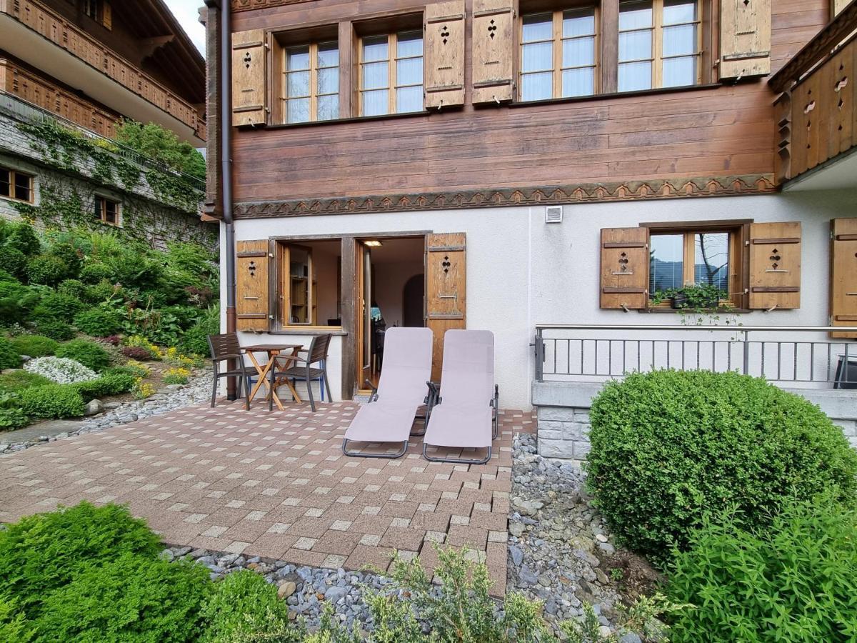 Mom - Alpine Boutique Apartments, Chalet Fagus, Terrace Studio 그린델발트 외부 사진