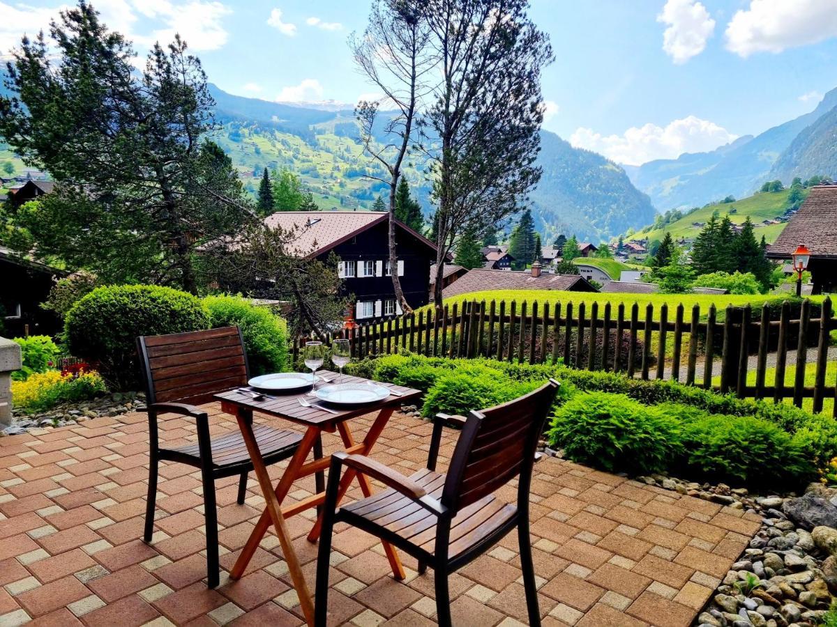Mom - Alpine Boutique Apartments, Chalet Fagus, Terrace Studio 그린델발트 외부 사진